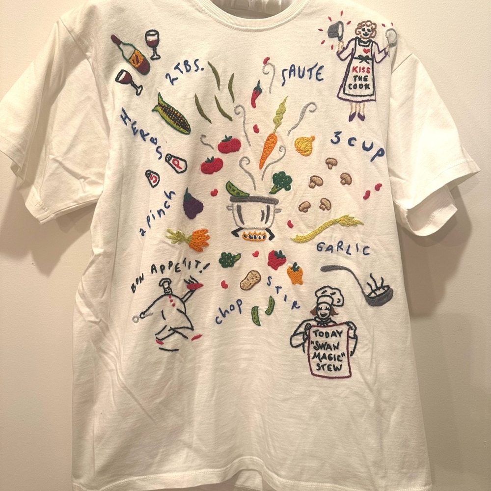 Vintage Chef Cooking Swan Magic White Embroidered Cotton Tee - Picture 3 of 9